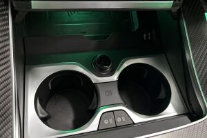 BMW XM esikatselu 23