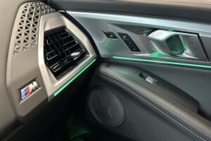 BMW XM esikatselu 30