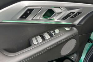 BMW XM esikatselu 32