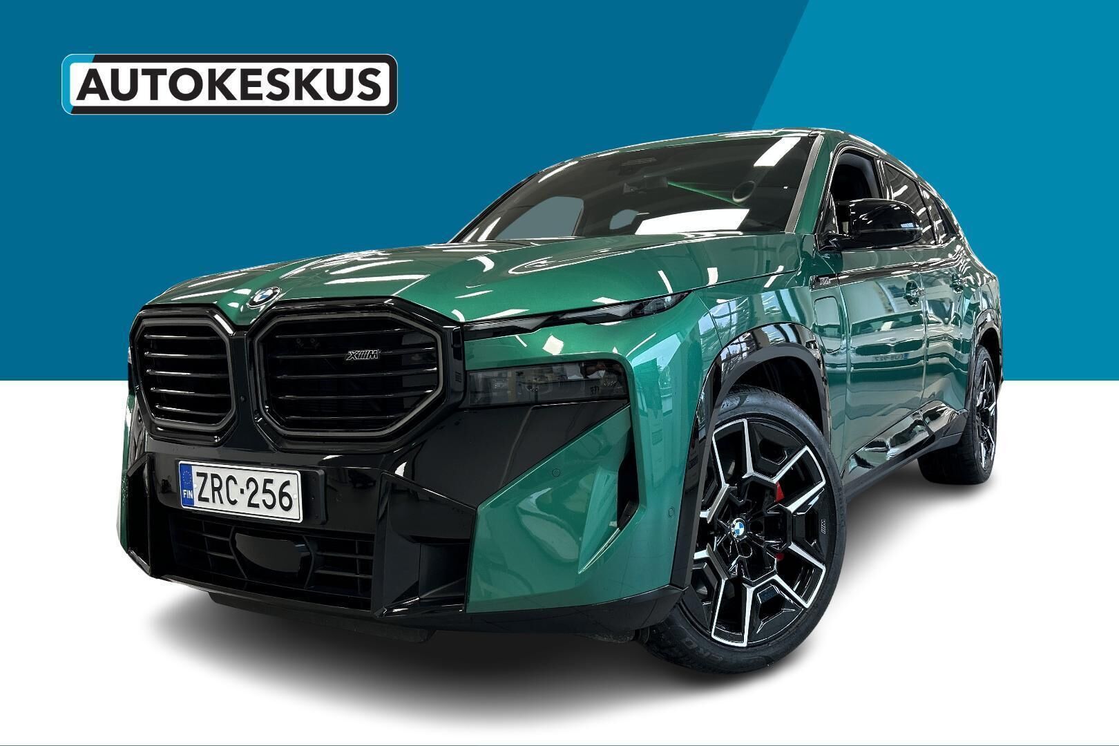 BMW XM iso kuva 0
