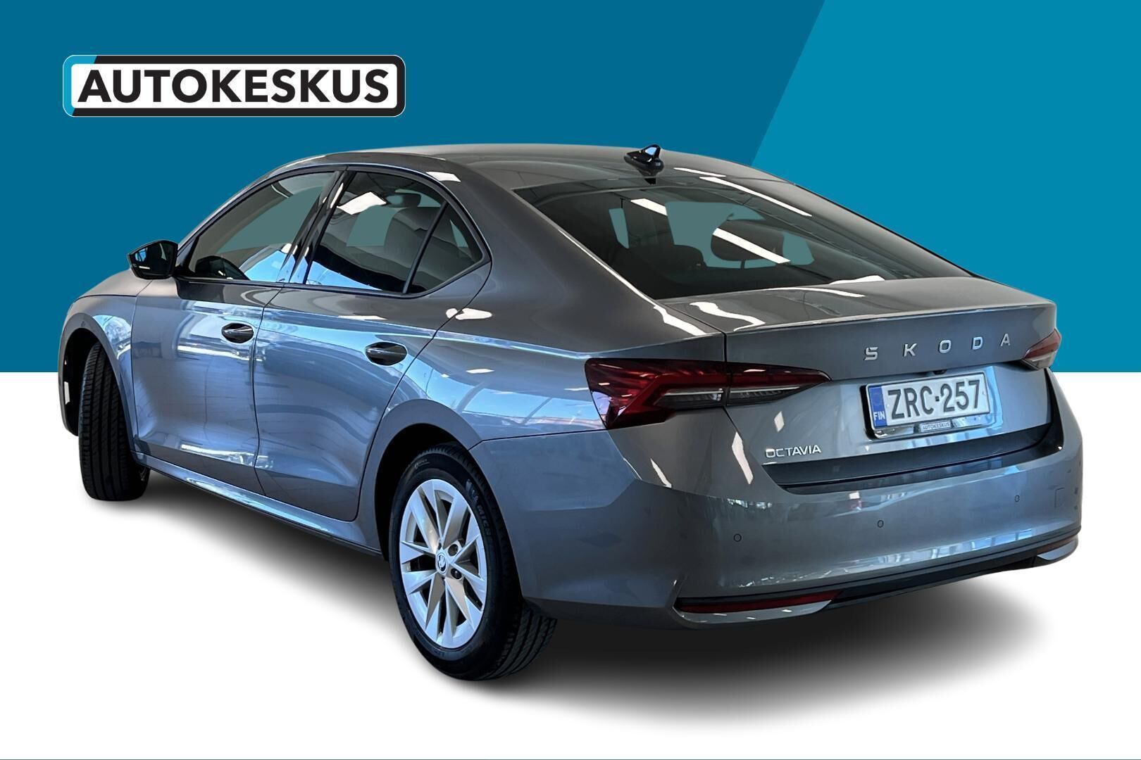 SKODA OCTAVIA iso kuva 5