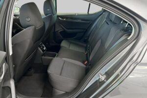 SKODA OCTAVIA esikatselu 8