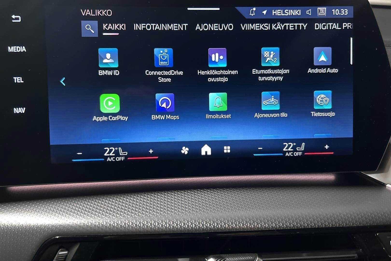 BMW iX2 iso kuva 18