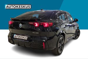 BMW IX2 esikatselu 2