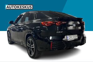 BMW iX2 esikatselu 6