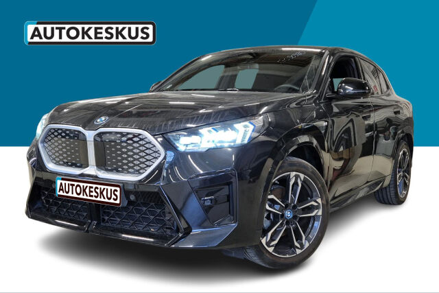 BMW IX2