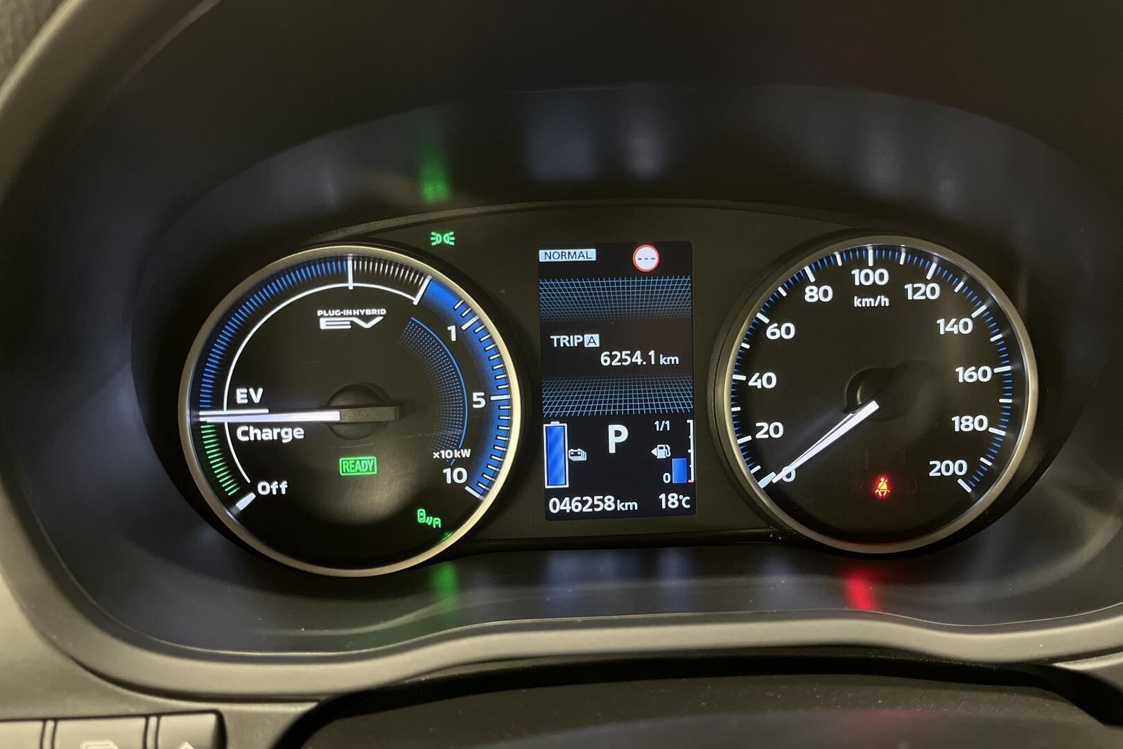 MITSUBISHI ECLIPSE CROSS iso kuva 15