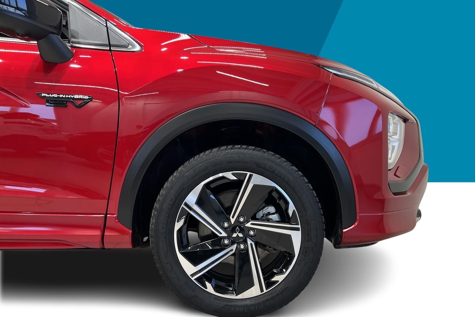 MITSUBISHI ECLIPSE CROSS iso kuva 13