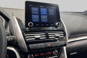 MITSUBISHI ECLIPSE CROSS esikatselu 19