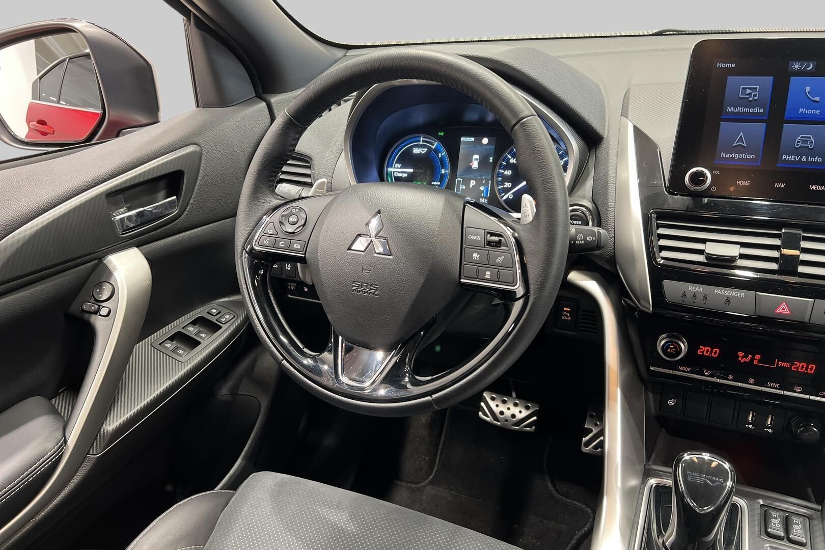 MITSUBISHI ECLIPSE CROSS iso kuva 29