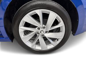 SKODA ENYAQ esikatselu 13
