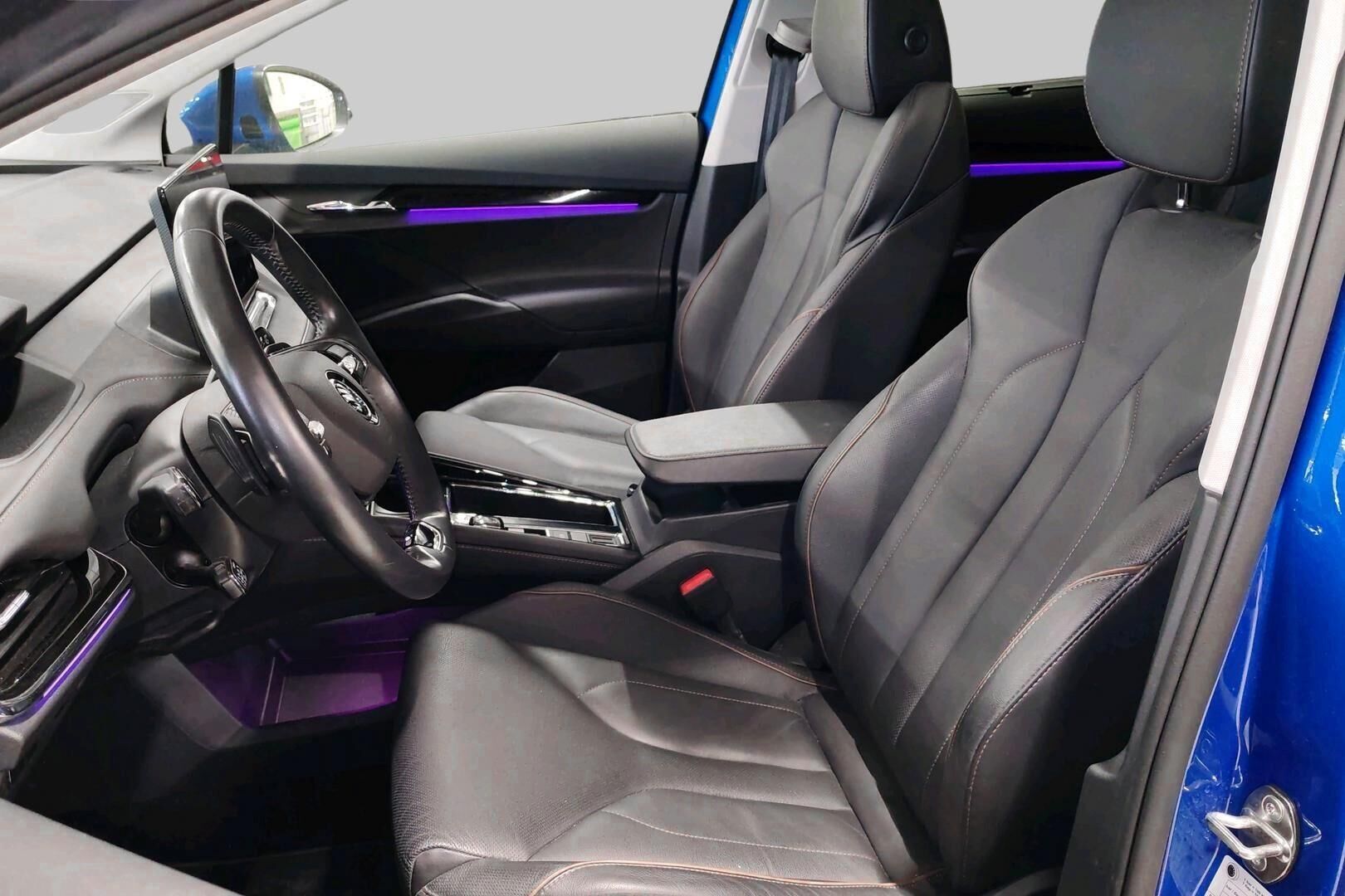SKODA ENYAQ iso kuva 2