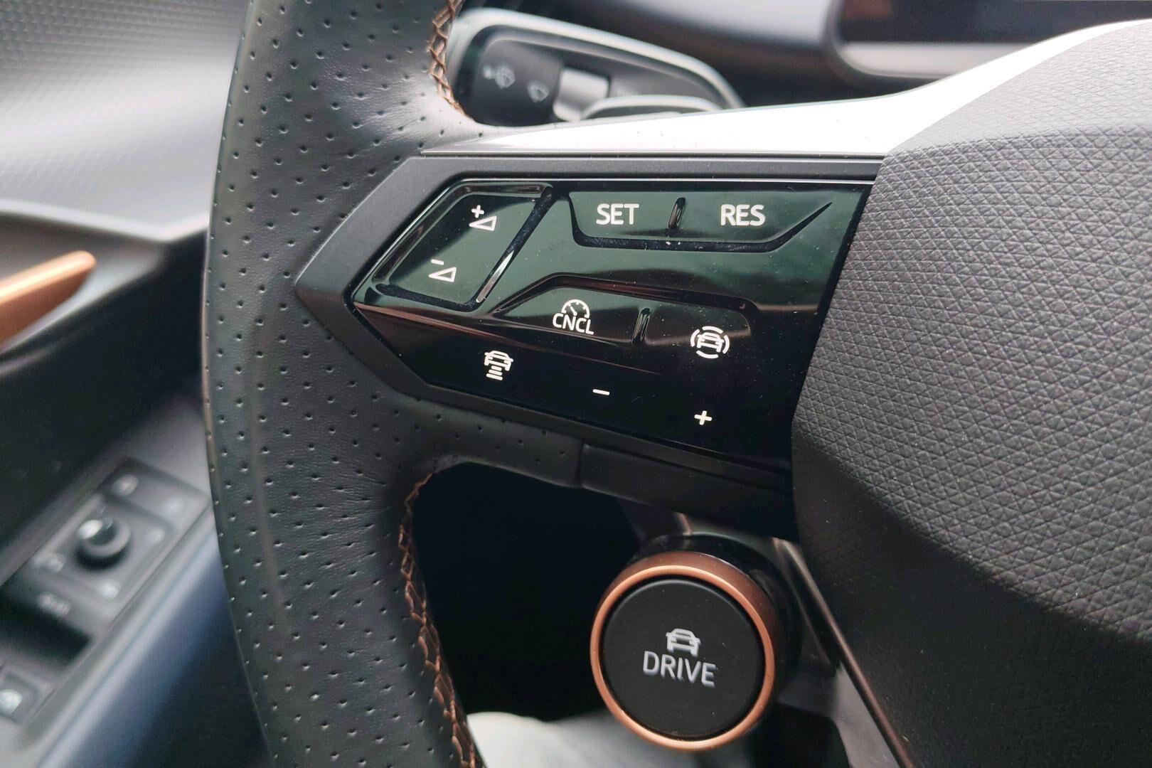 CUPRA TAVASCAN iso kuva 9