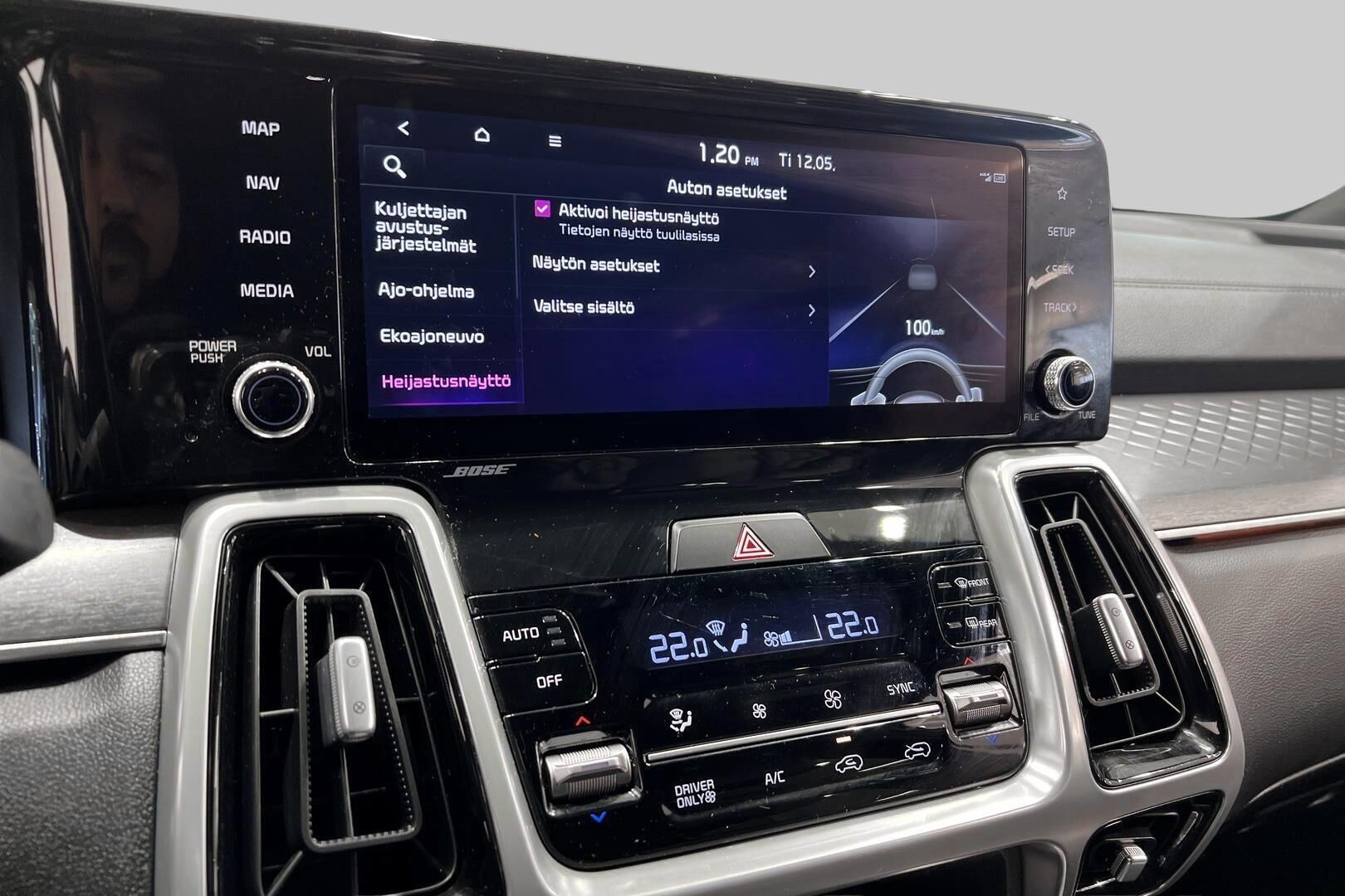 KIA SORENTO iso kuva 22