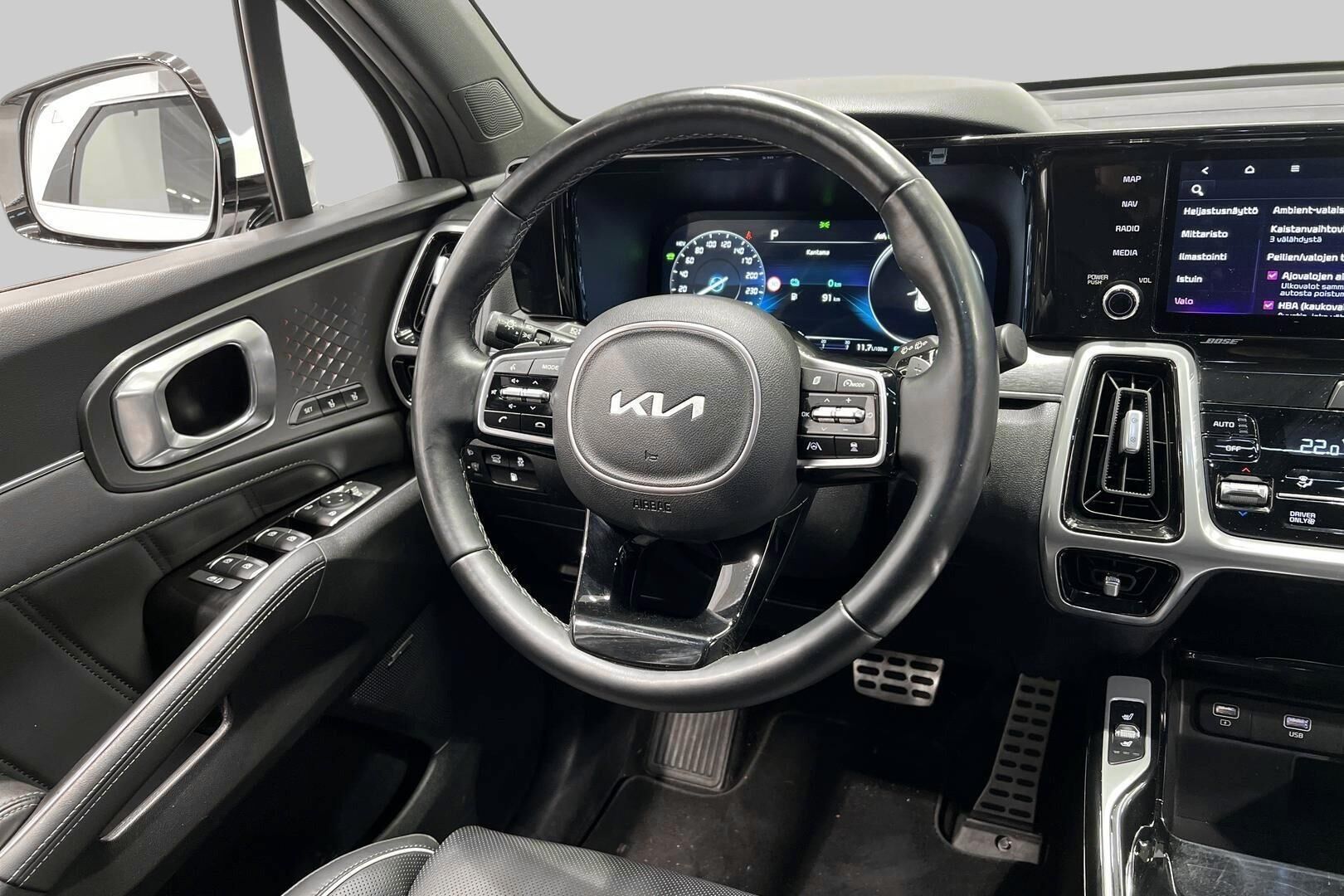 KIA SORENTO iso kuva 37