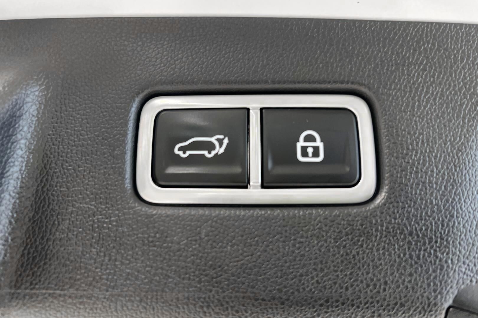 KIA SORENTO iso kuva 36