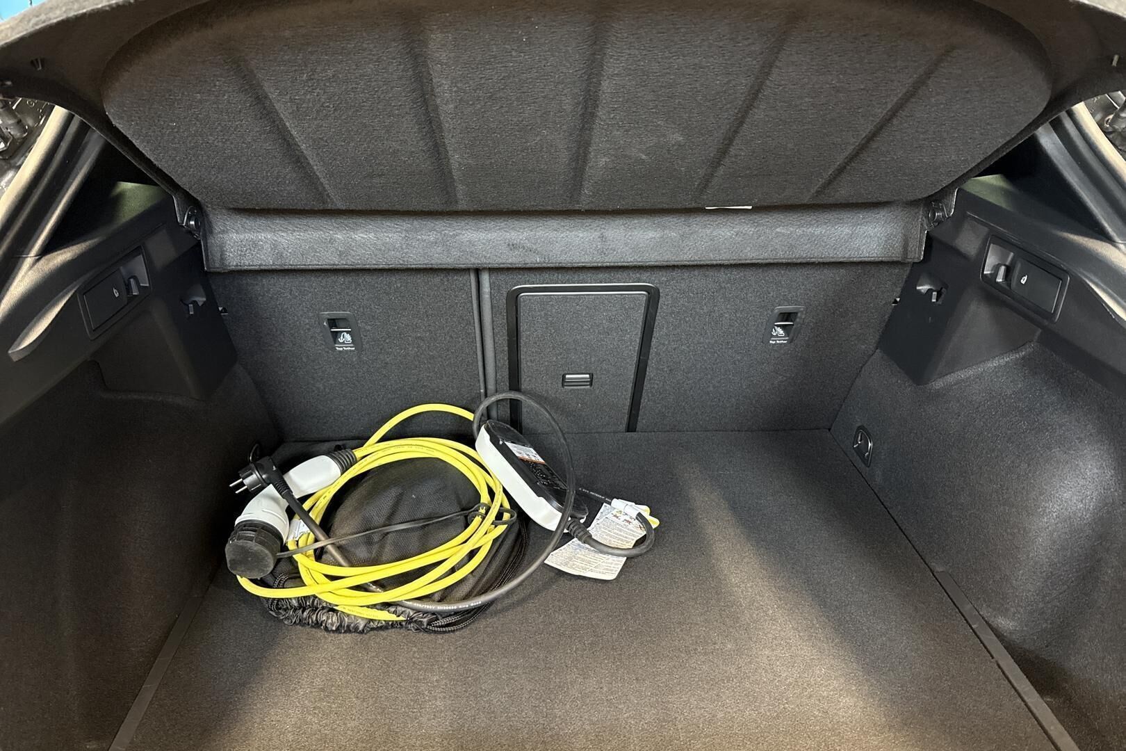 CUPRA FORMENTOR iso kuva 12