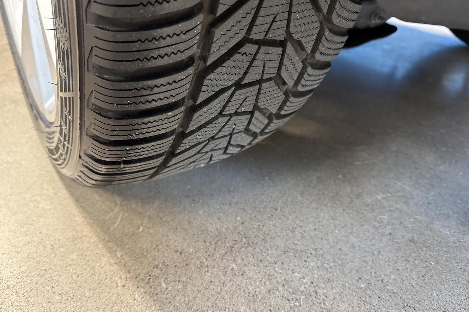 CUPRA FORMENTOR iso kuva 14