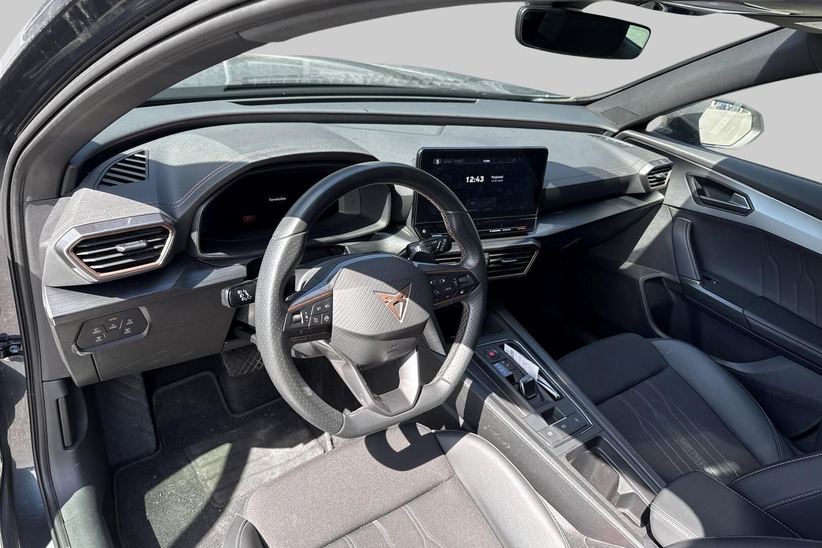 CUPRA FORMENTOR iso kuva 2