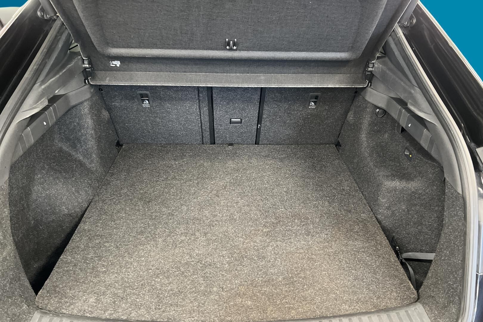 SKODA ENYAQ iso kuva 11