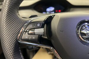 SKODA ENYAQ esikatselu 16