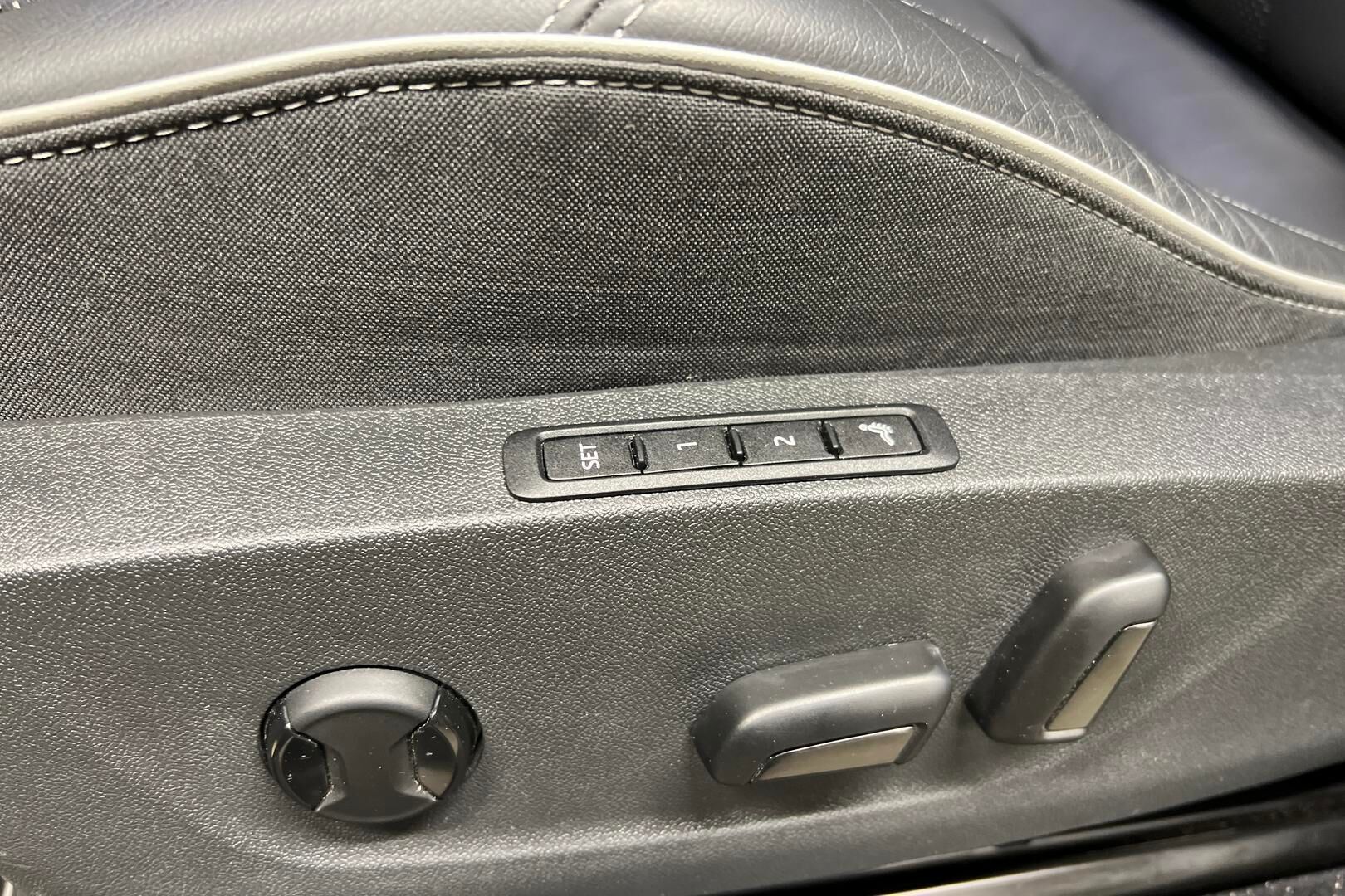 SKODA ENYAQ iso kuva 19