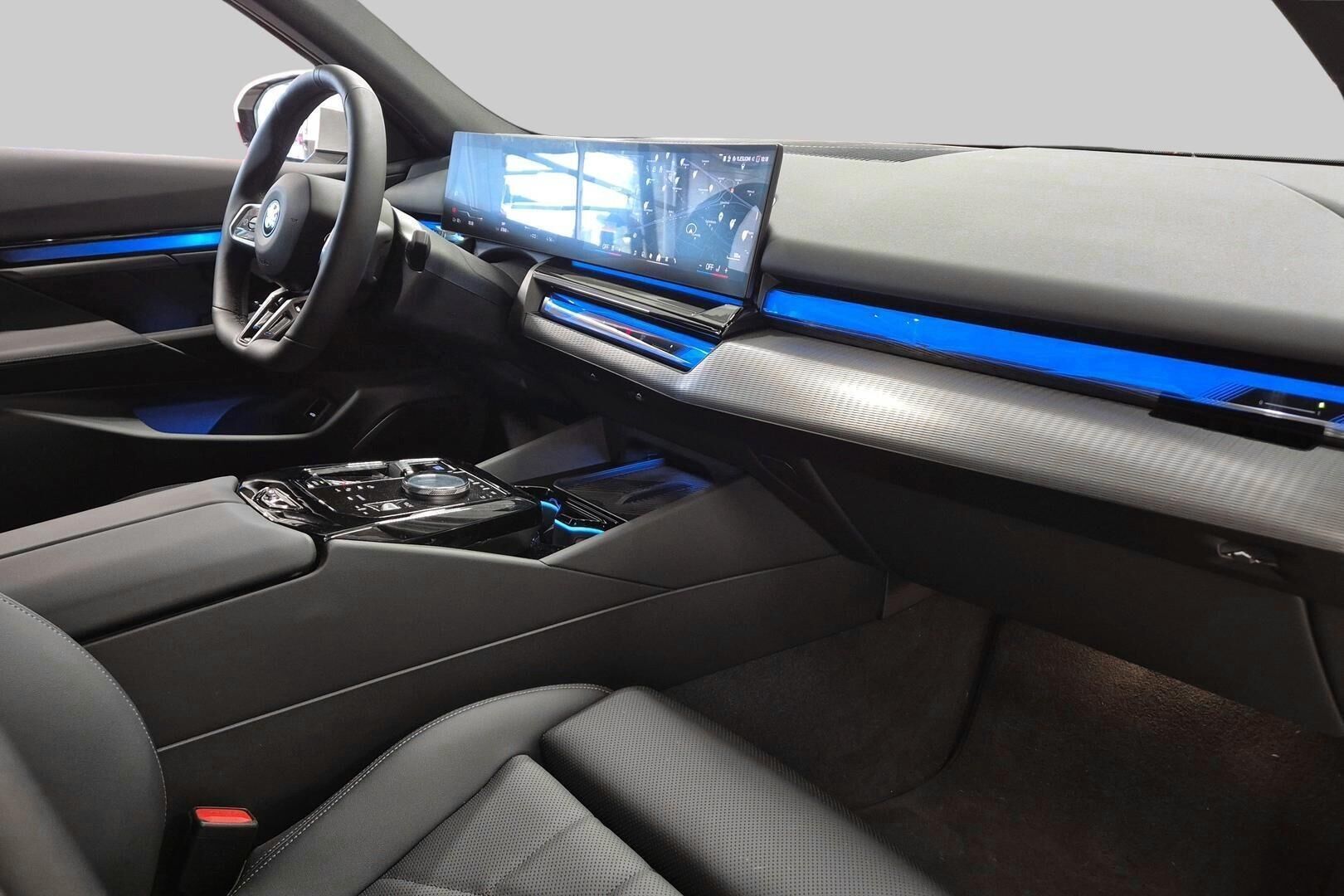 BMW I5 iso kuva 4