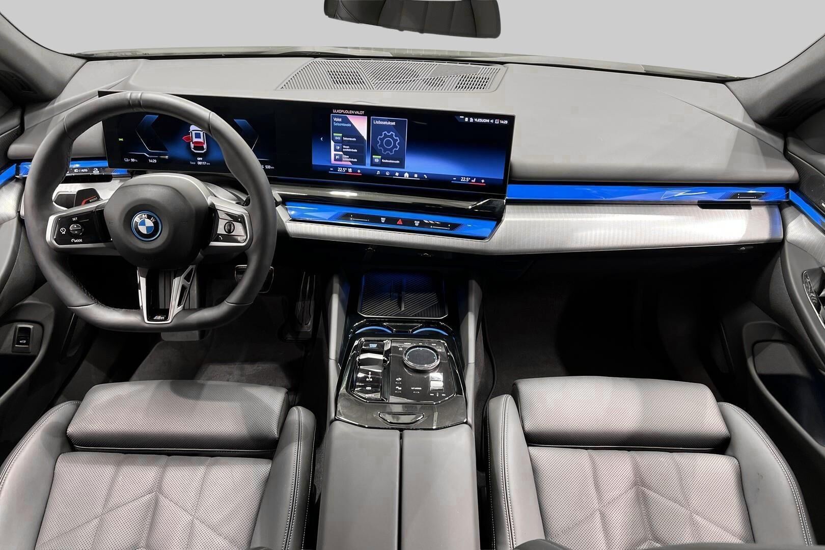 BMW I5 iso kuva 11