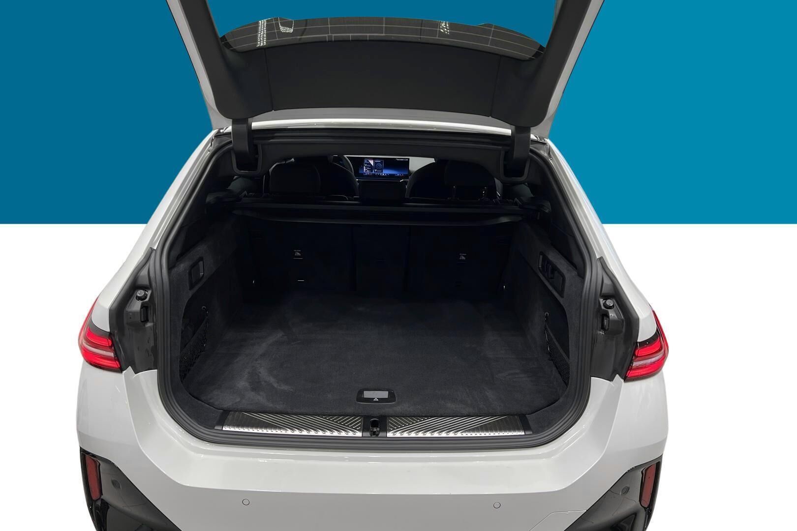 BMW I5 iso kuva 12