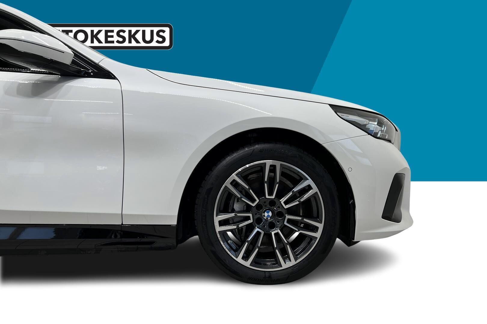 BMW I5 iso kuva 13