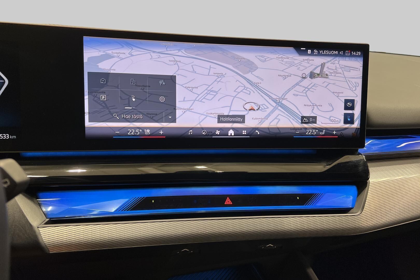 BMW I5 iso kuva 15