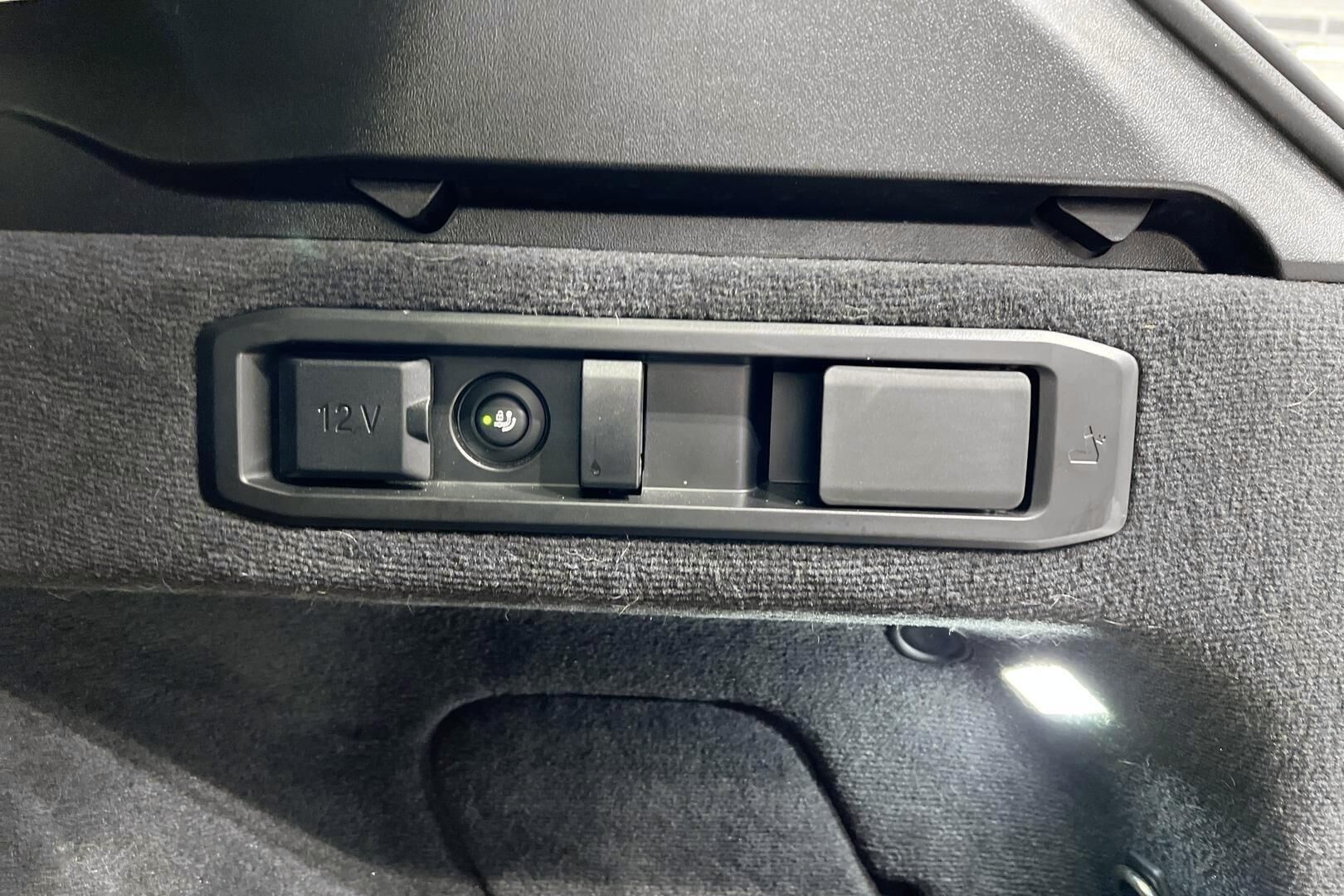 BMW I5 iso kuva 37