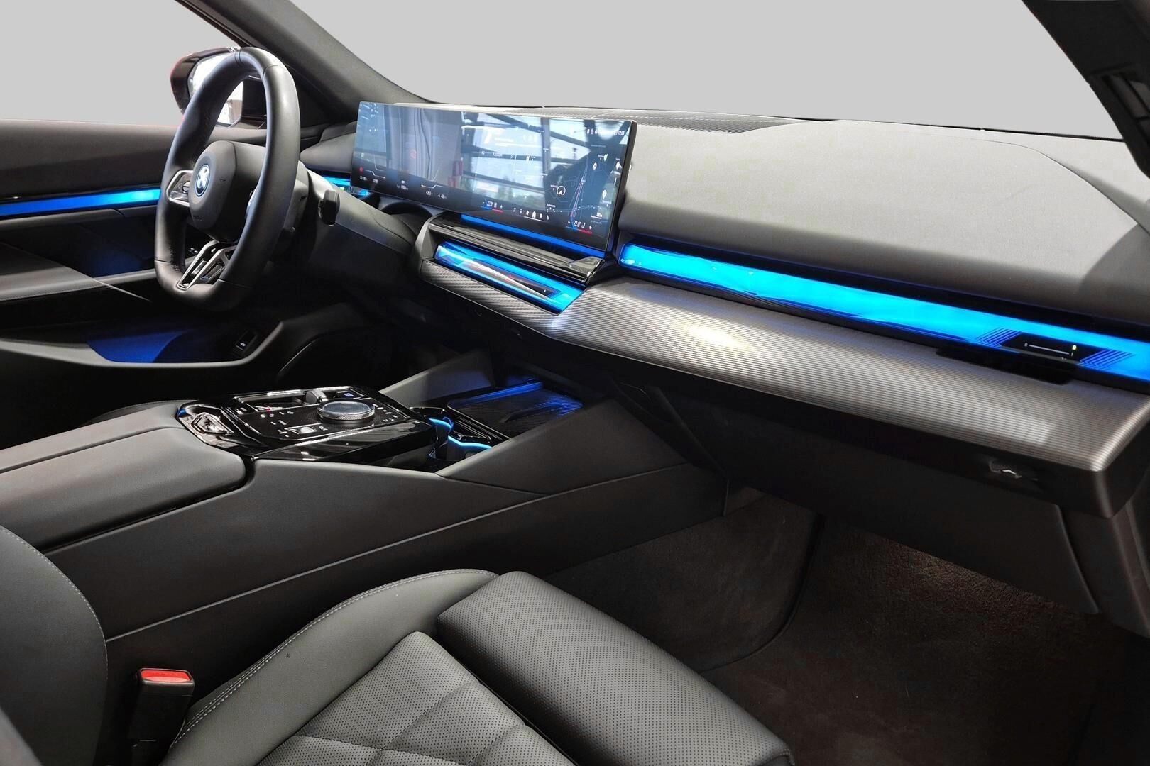BMW I5 iso kuva 4