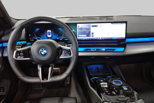 BMW I5