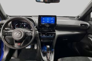 TOYOTA YARIS CROSS esikatselu 10