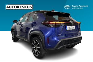 TOYOTA YARIS CROSS esikatselu 6
