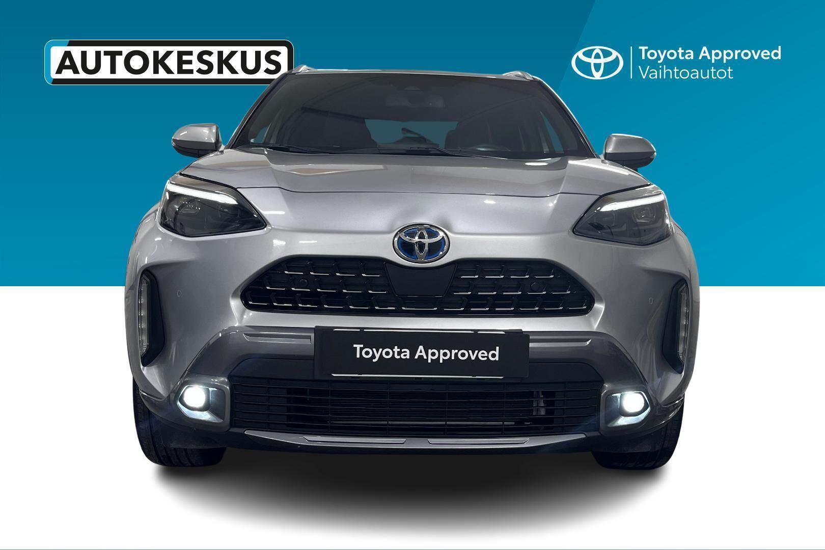Toyota Yaris Cross 1.5 Hybrid AWD-i 2022, kuva 2/15