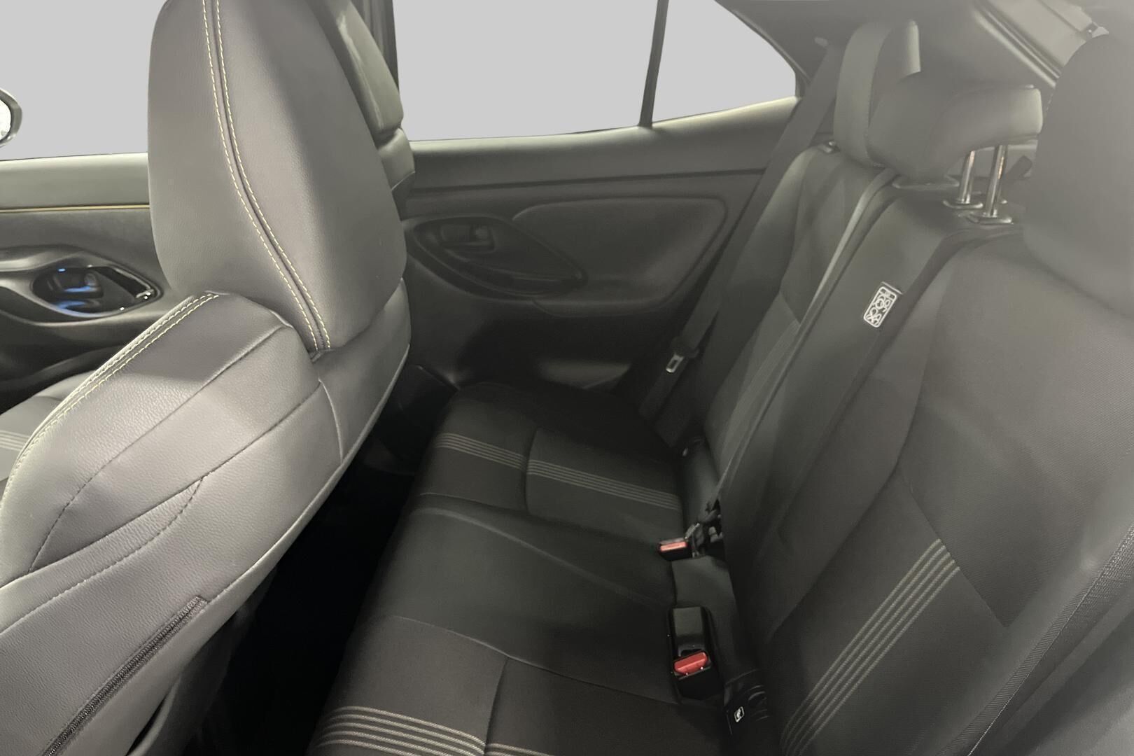 TOYOTA YARIS CROSS iso kuva 9