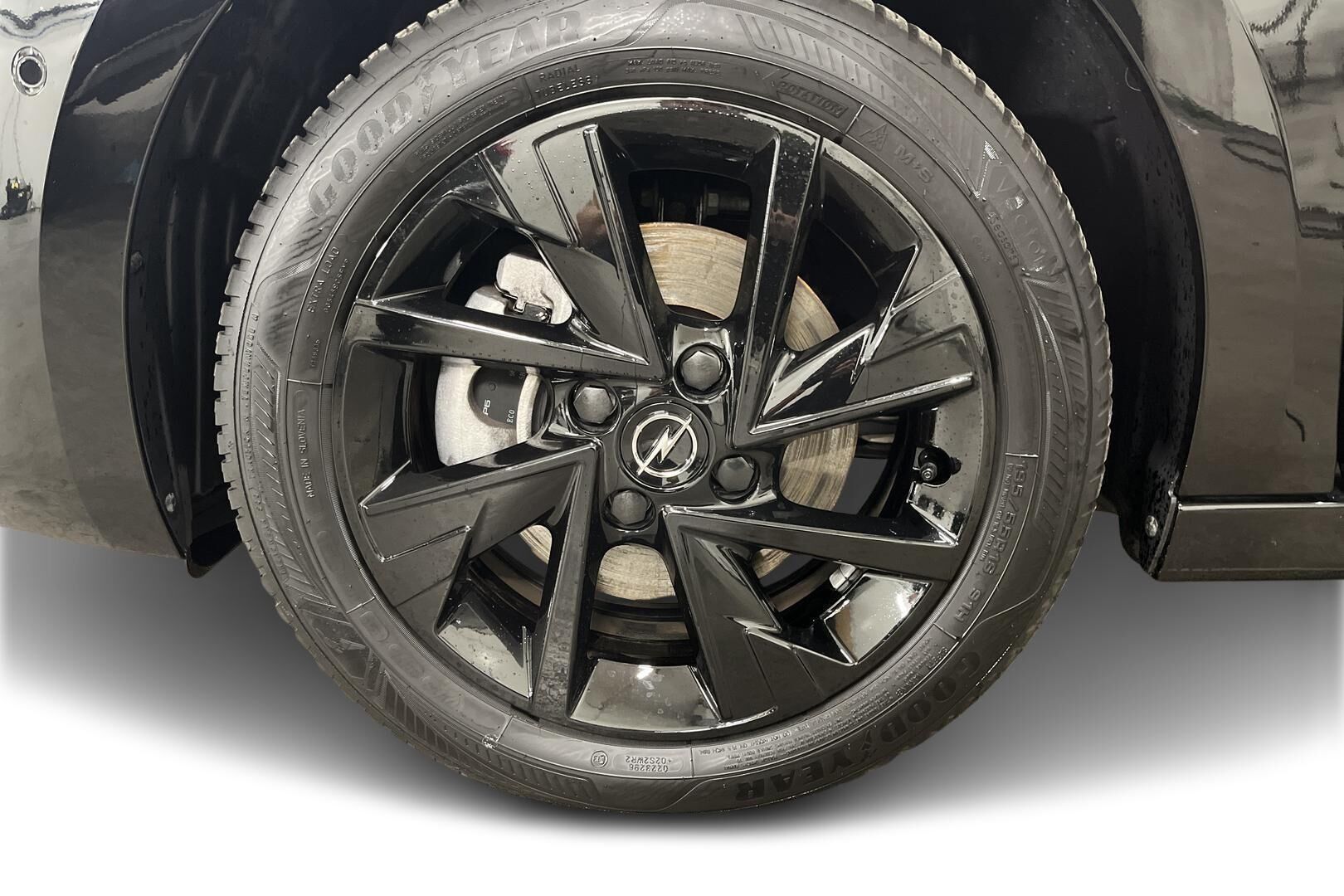 OPEL CORSA iso kuva 13