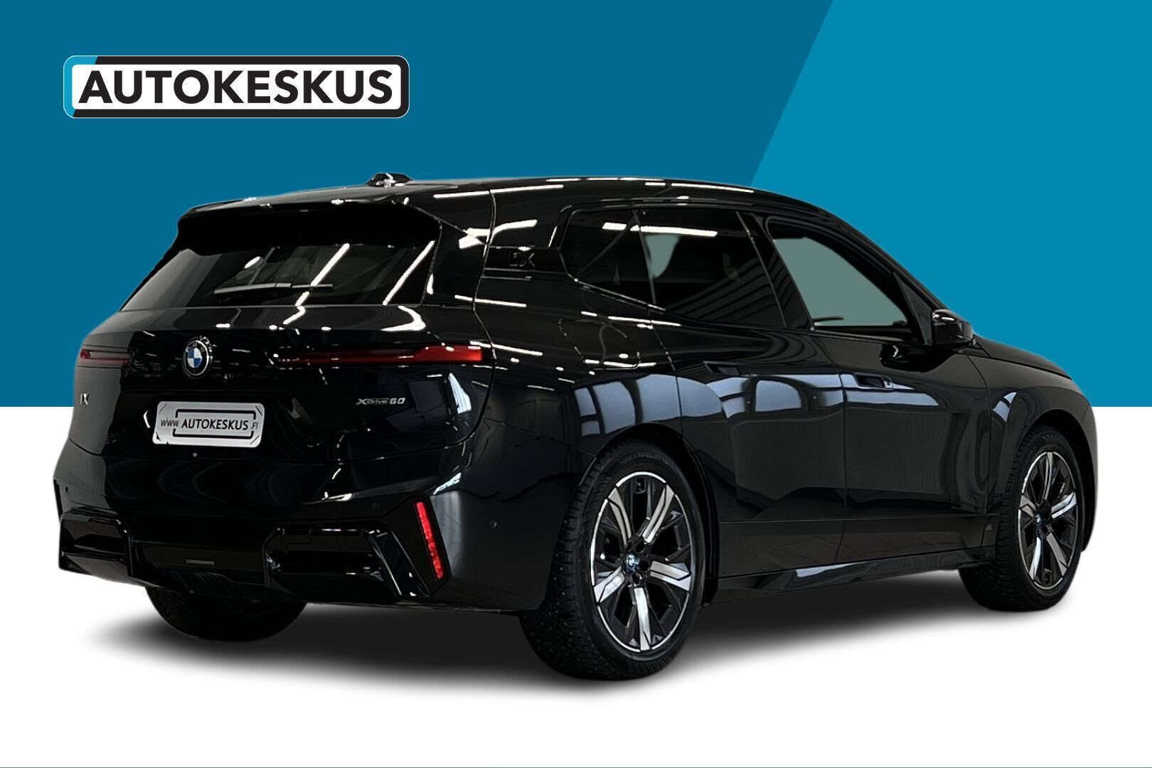 BMW IX iso kuva 4