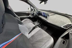 BMW IX esikatselu 45