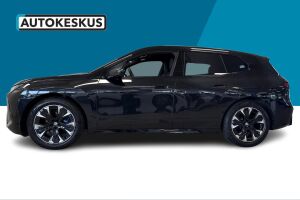 BMW IX esikatselu 7