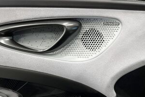 BYD SEAL esikatselu 54