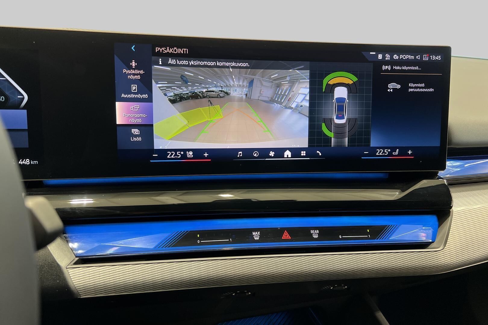 BMW I5 iso kuva 15