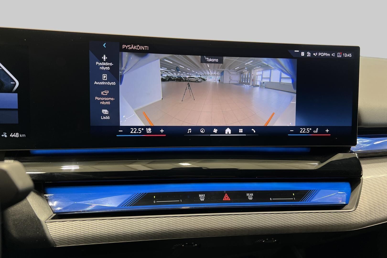 BMW I5 iso kuva 16