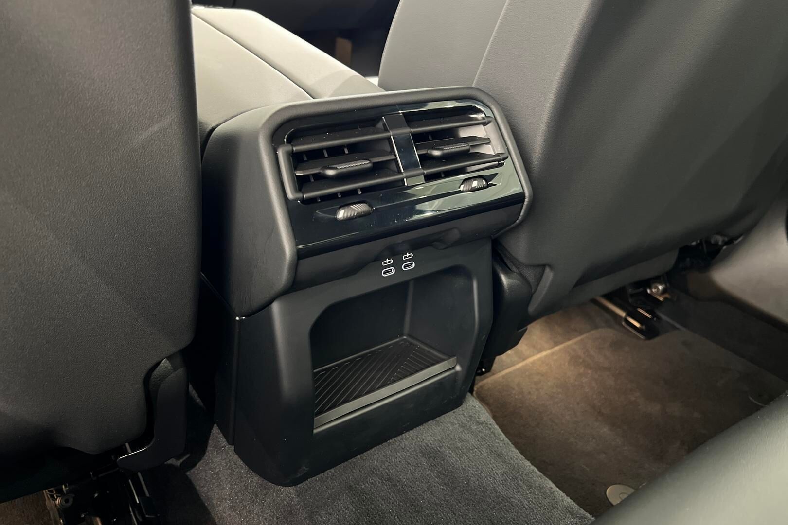 BMW I5 iso kuva 38
