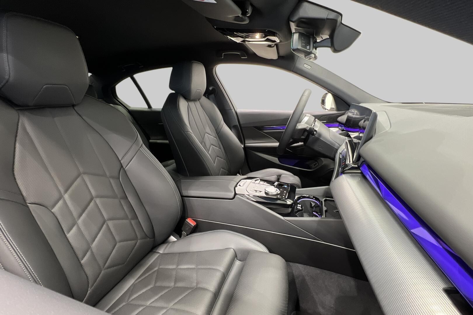 BMW I5 iso kuva 45