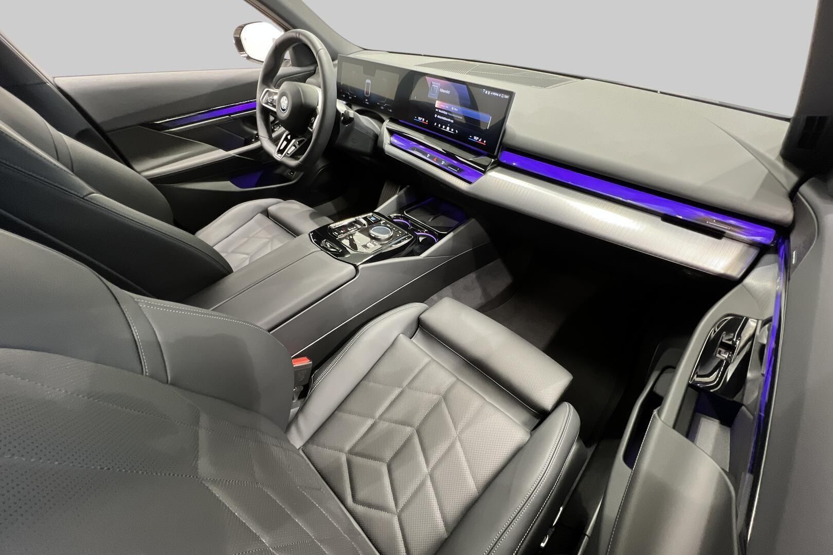 BMW I5 iso kuva 46