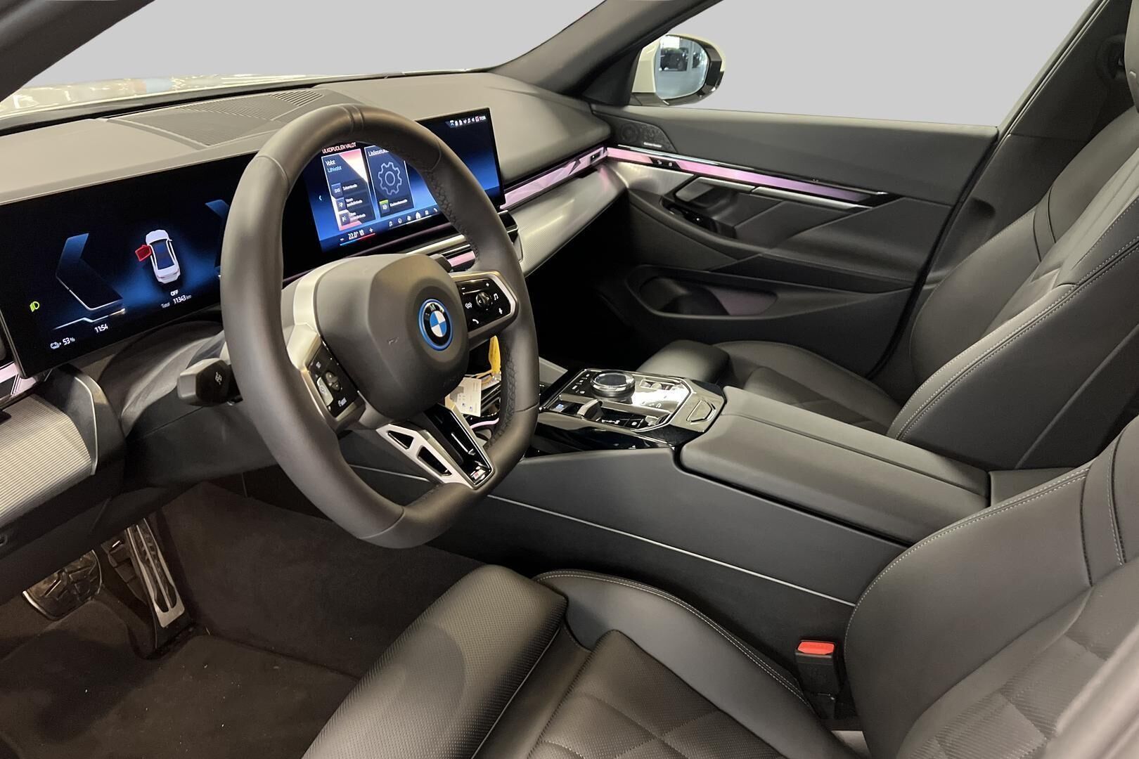 BMW I5 iso kuva 8