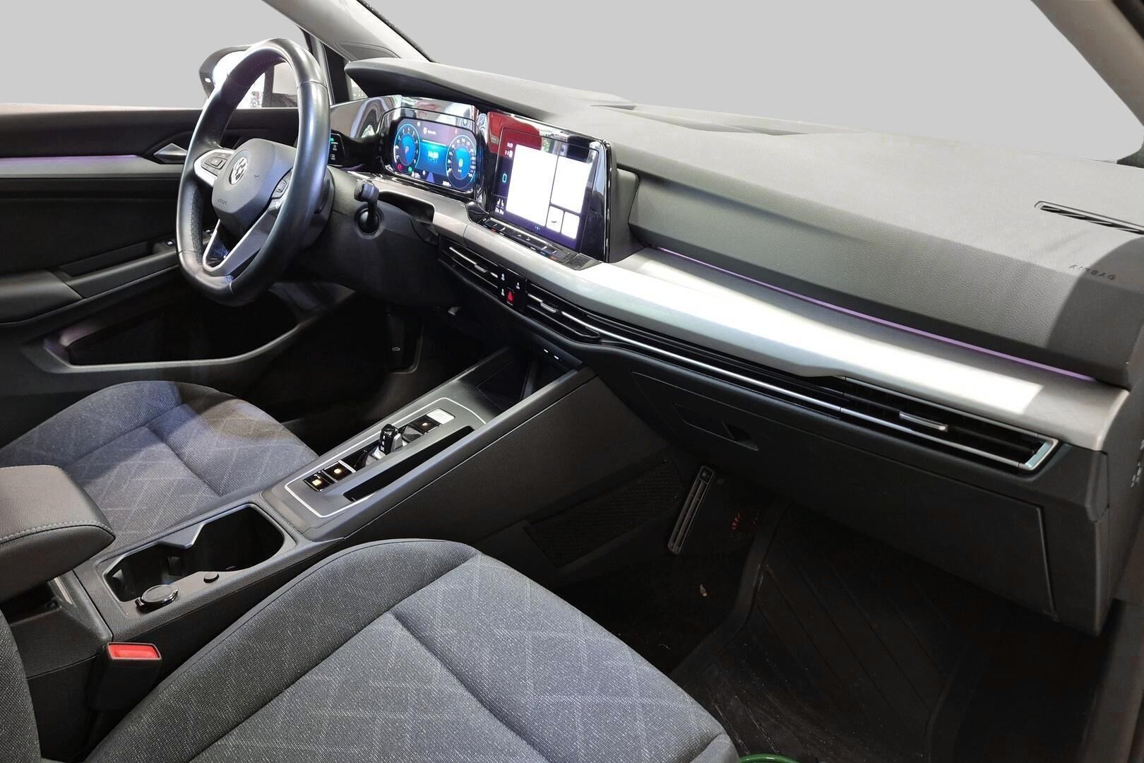 VOLKSWAGEN GOLF iso kuva 4